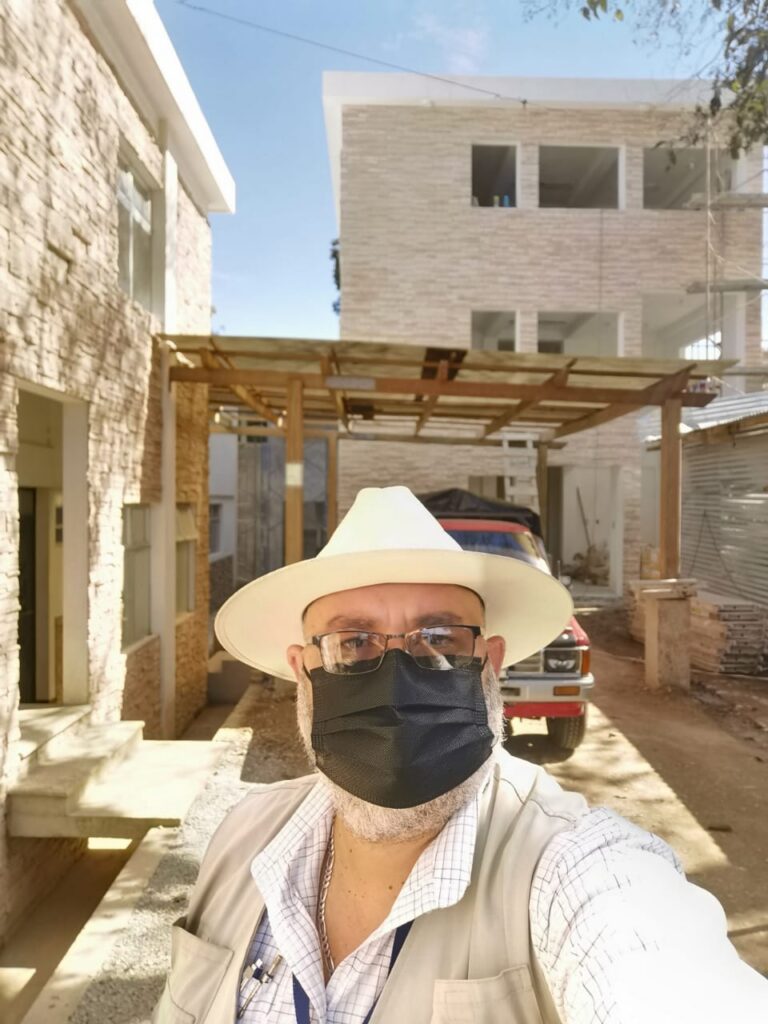 Supervisión de Obras en San Pedro Sacatepéquez, Guatemala